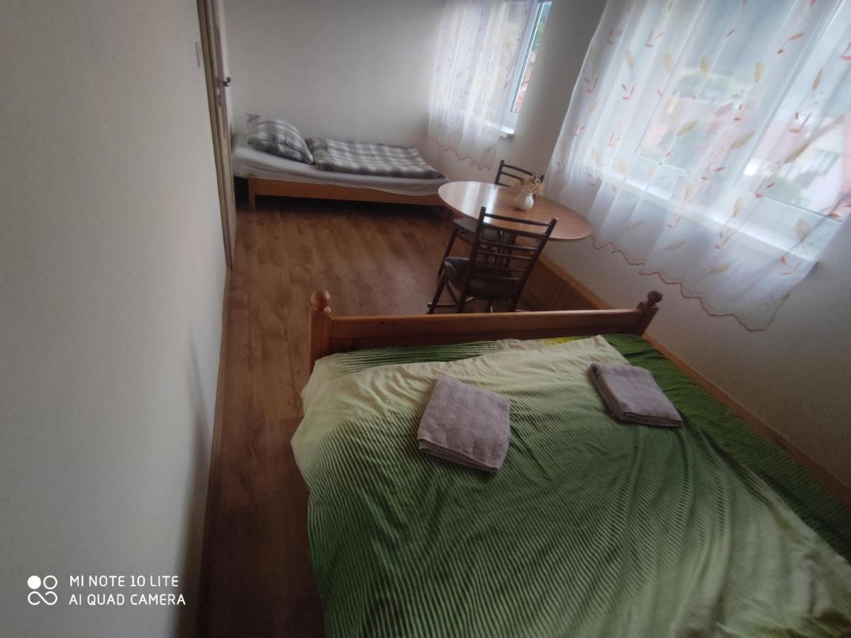Apartman Lucky 5 Izbovy Rodinny Dom Eksteriør bilde