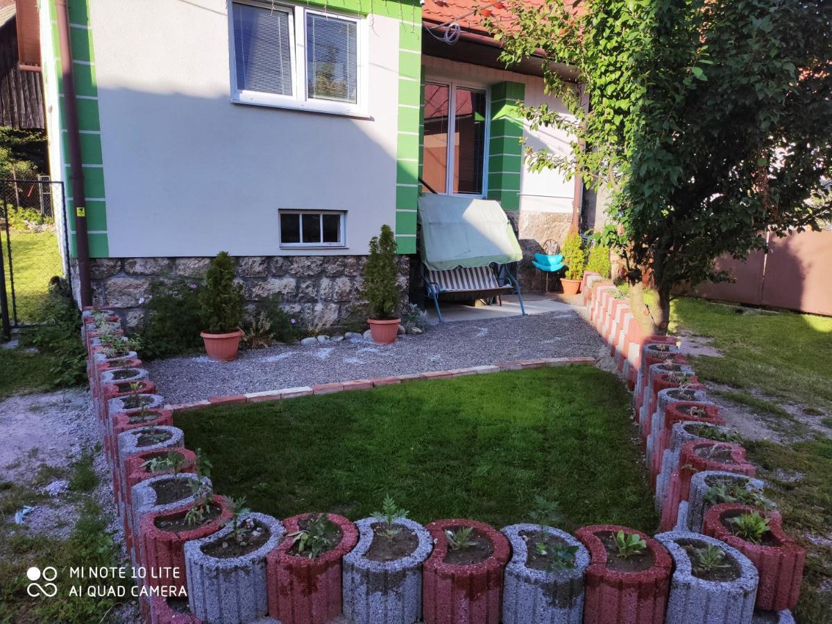 Apartman Lucky 5 Izbovy Rodinny Dom Eksteriør bilde